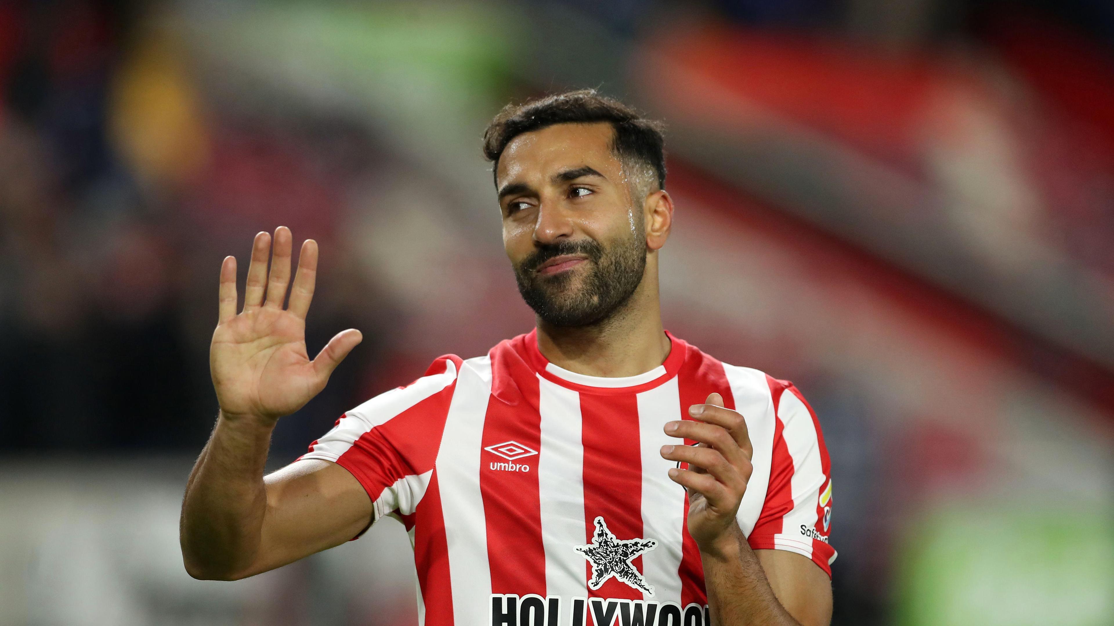 Saman Ghoddos
